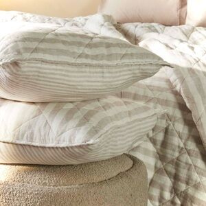 BROOKLINEN || Standard Reversible Linen Quilted Shams Set Pebble Grey Stripe